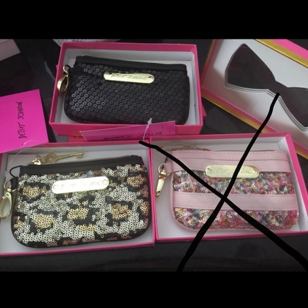 🎉Last deal🎉Betsey Johnson Coin sparkly purse👛